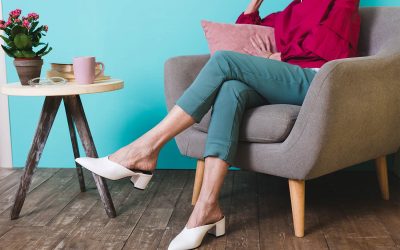 Does crossing your legs give you varicose veins?
